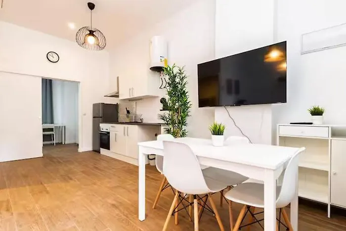 Nuevo Acogedor Cerca Del Centro * Valenza